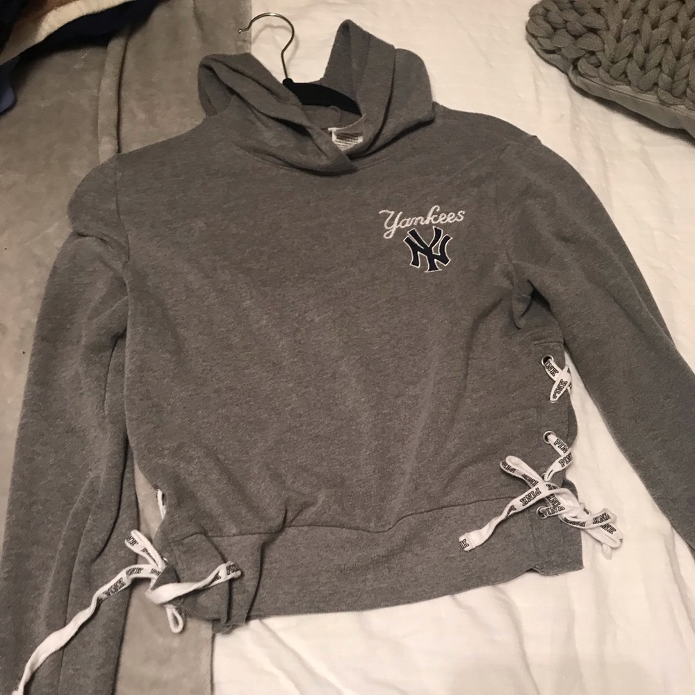 Crop top sweatshirt